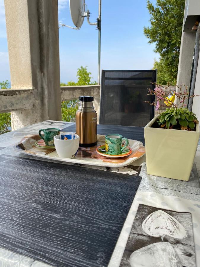 Апартаменты Giardino Sul Mare Амальфи Экстерьер фото